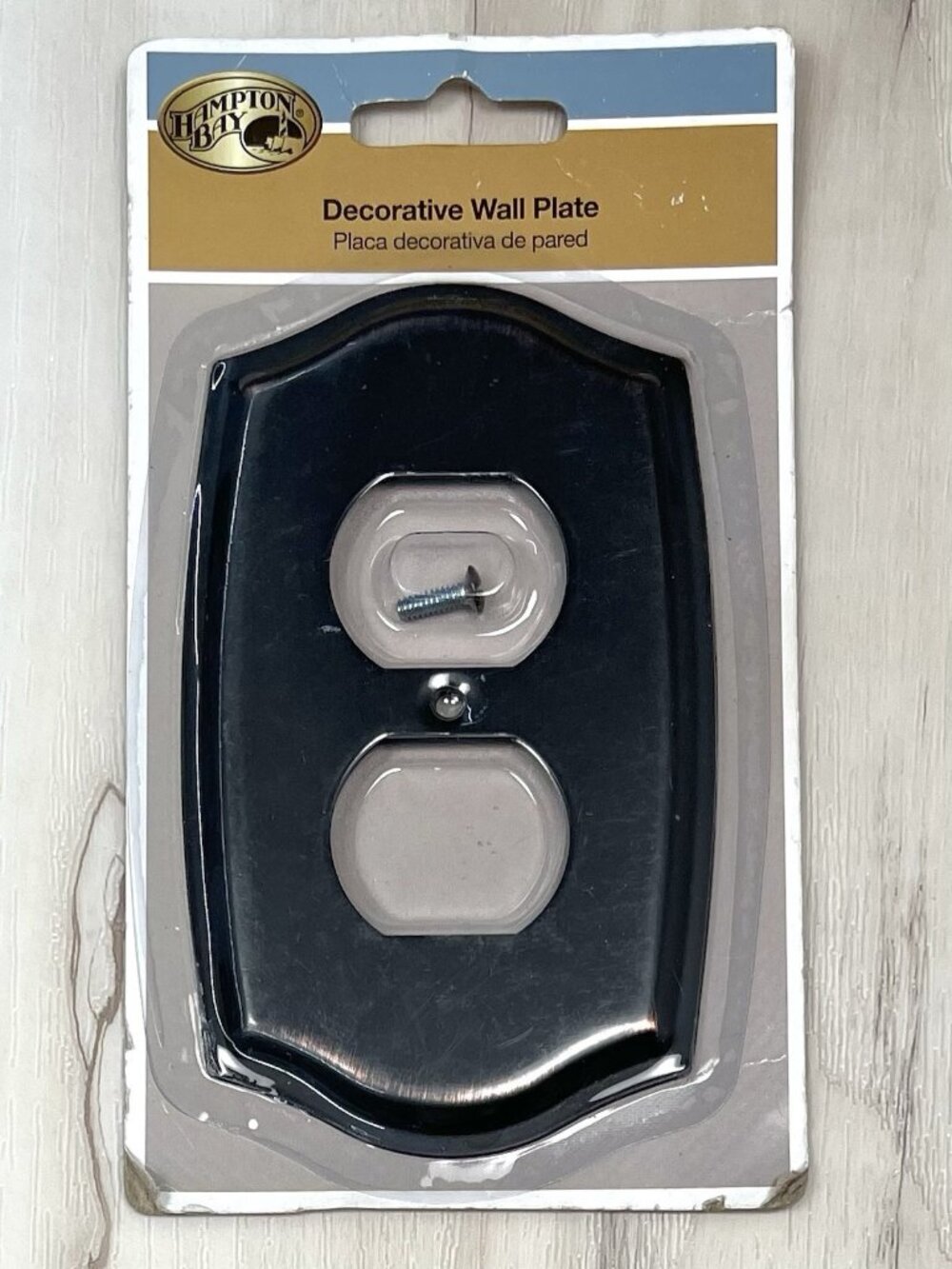 HAMPTON BAY Sonoma Aged Bronze DECORATIVE WALL PLATE for Duplex Plug Outlet NIP